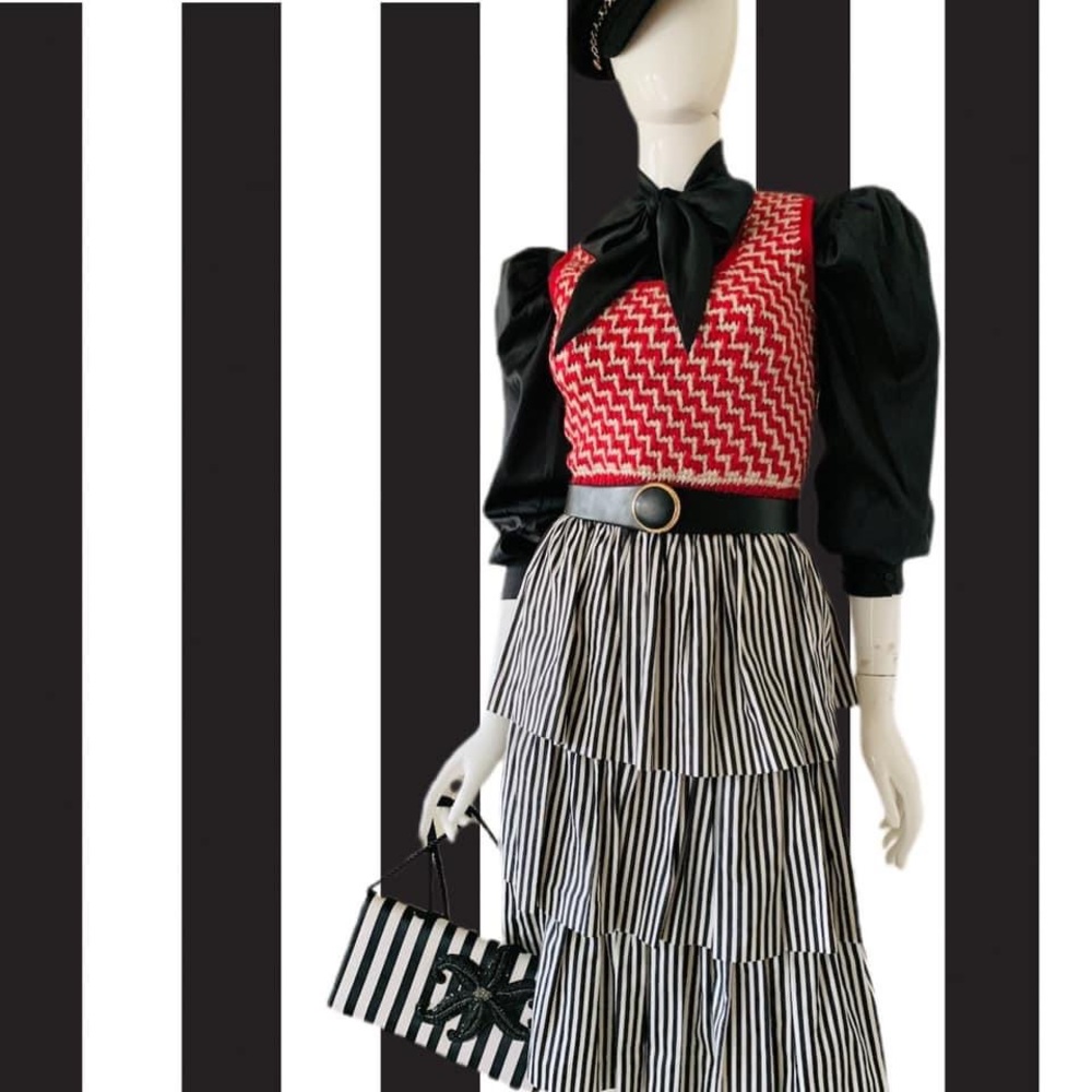 Vtg 80’s-90’s Black & White Stripe Tiered Skirt
